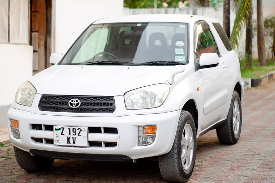 Renting 4×4 in Zanzibar | TOYOTA RAV 4(3 DOORS) | Zanzibar Cars Rental